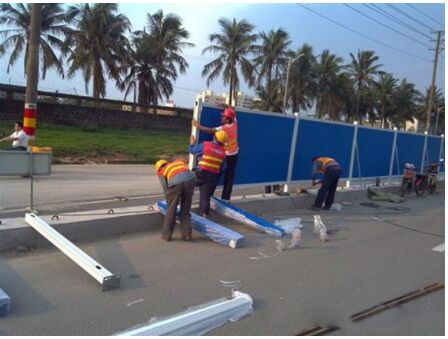 �ɶ���pvc�˜ʇ����߶ȣ�pvc���������Xһƽ